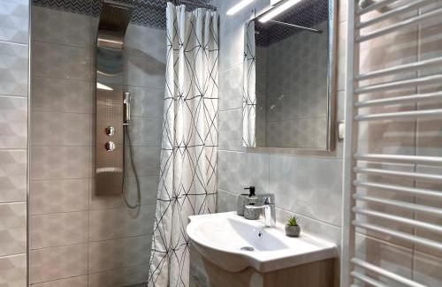 Evosmos Apartment | Εmerald Luxury Suite Thessaloniki