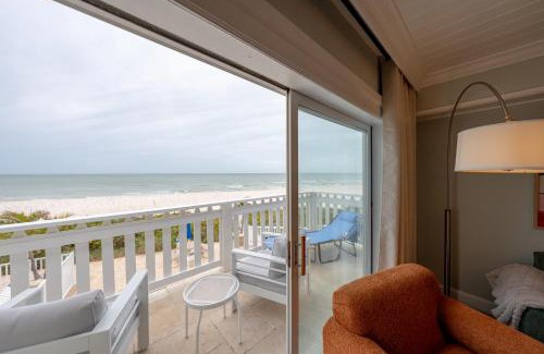 Belleair Beach Apartment | Emerald on the Water - Formerly Belleair Beach Club