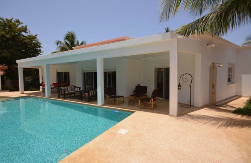 Saly House | Emeraude, luxury villa, comfort and calm guaranteed right in the center of Saly,