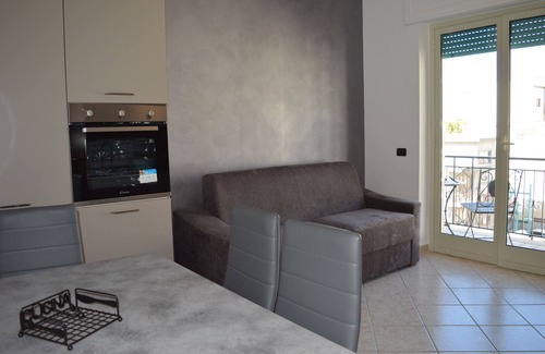 Siderno Marina Apartment | Emerella Guest House Siderno Beach