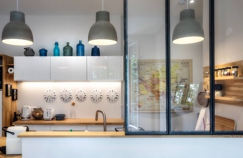 Secteur 1 Apartment | Emile - Face Gares and Business School, Downtown - Recently Renovated