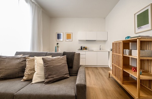 Crocetta-San Lazzaro-Modena Est Apartment | Emilia Suite Young