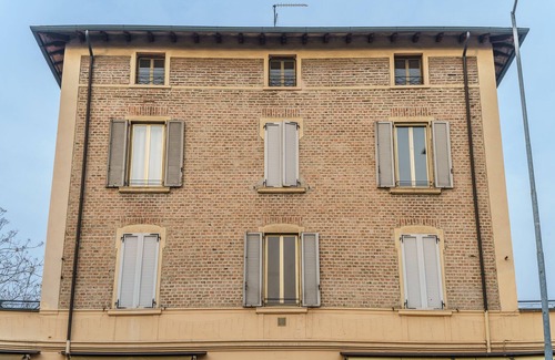 Crocetta-San Lazzaro-Modena Est Apartment | Emilia Suite Young