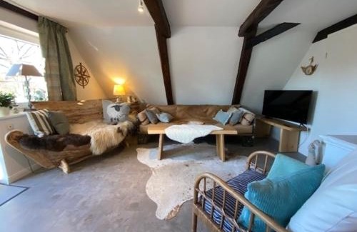 Toenning Apartment | Emily&#039s