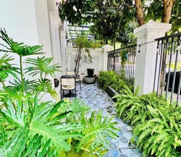 Gia Lam Villa | Emoi Oceanpark1's Villa