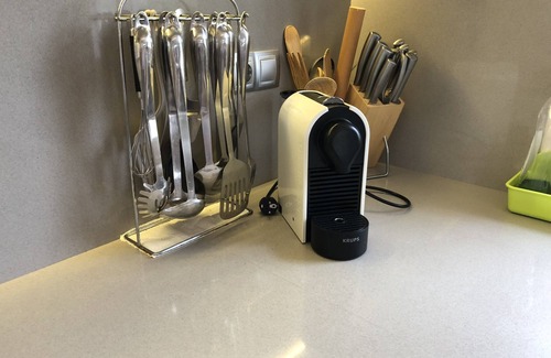 Empuriabrava Villa | Empuriabrava: VILLA WITH POOL HOUSE EMPURIABRAVA/WIFI