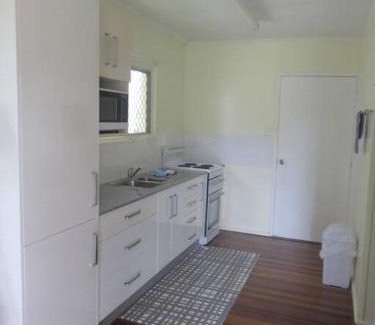 Emu Park House | Emu Park Beach Front Apartment