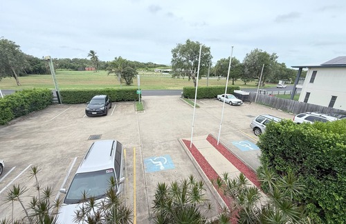 Emu Park Apartment | Emu Park Beach Resort, Studio room for 4 guest.