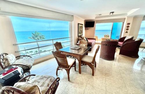 Tonsupa Apartment | Encantador departamento frente al mar con WIFI