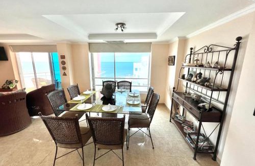 Tonsupa Apartment | Encantador departamento frente al mar con WIFI