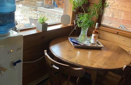Central Okanagan Cabin | Enchanted Lakeview Garden, Killiney Beach, West Kelowna, BC, Pet Friendly