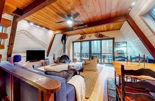 East Jamaica House | Enchanting A-Frame in Jamaica, VT