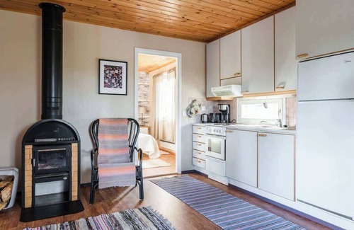 Orivesi House | Enchanting cottage in the woods, by the lake