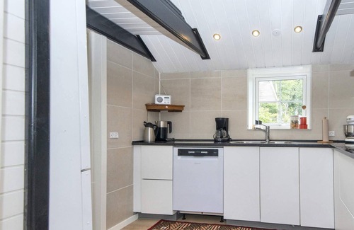 Fynshav House | Enchanting Cottage with Whirlpool-By Traum