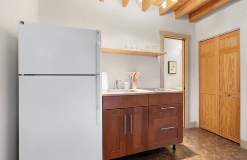Capitol Hill House | Enchanting Grapevine Alley
