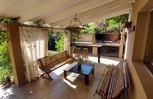 Chacras de Coria House | Enchanting Juanita house: Spacious, Pool, Garden - Chacras de Coria
