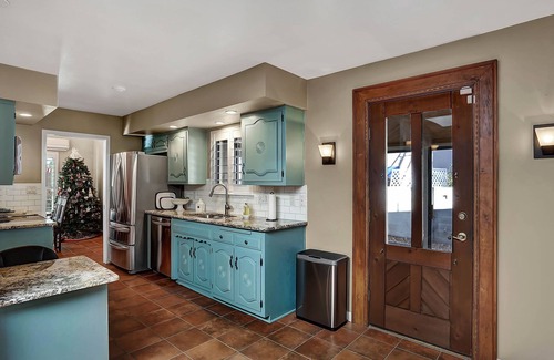 Bear Canyon House | Enchanting Southwest Serenity - SO Convenient to Golf, Grocery, and Restaurants!