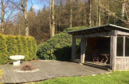 Oybin Apartment | Enchantingly warm & sunny apartment "Antholz"