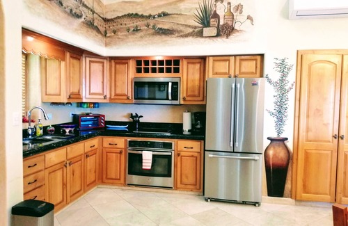 Cabo Bello Condo | Endless Panoramic View Penthouse 2 Bedroom Suites All US/CAN TV channels