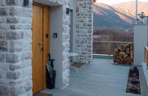 Almopia House | Endless View Orma Guesthouse