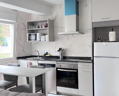 A Pontenova Apartment | Eneas I , II
