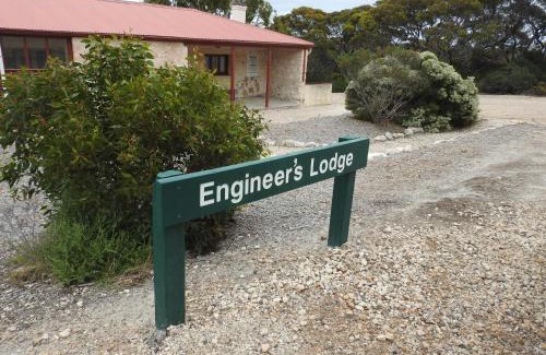 Warrenben House | Engineers Lodge - Dhilba Guuranda-Innes National Park