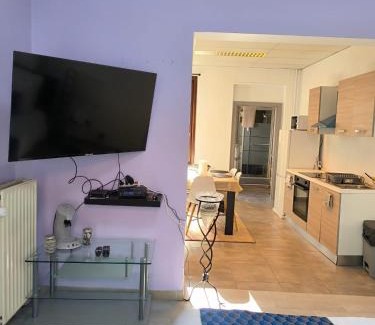 Dour Apartment | Engyh house2