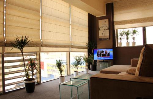 Tirgu Jiu House | Enigma Pension