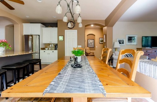 Tramonto House | Enjoy a family home away from home. Fire Pit,BBQ, views, trails, community pool!