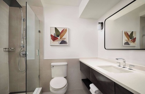 White Plains Hotel | Enjoy a Hassle-Free Stay in White Plains! Near Jacob Purdy House, Pet-Friendly!