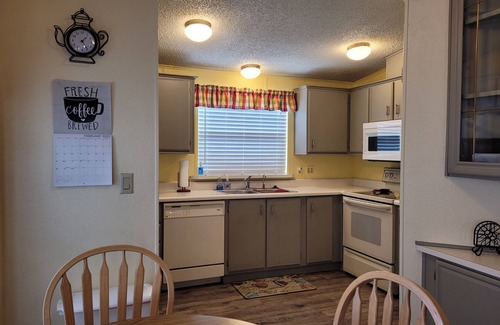 Chandler Villa | Enjoy a Minimum 30-night Stay In the SunBird Golf Resort in Chandler, Arizona