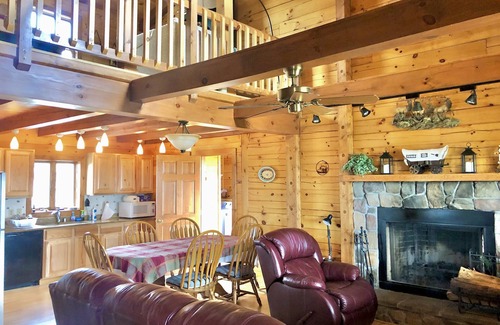 Hartsel Cabin | Enjoy a private mountain retreat at Paul's Cabin!