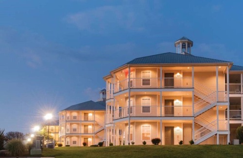 Branson Condo | Enjoy All Branson has to offer in this 2BD vacation condo perfect for families