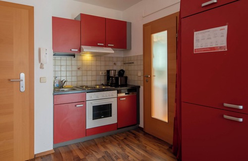 Seelach Apartment | Enjoy Appartment mit 2 Schlafzimmern, Pool + Freier Strandzugang, E-bikes