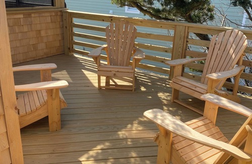 Hatteras Cottage | Enjoy Easy Access To The Ocean Less Than 100 Yards Away!