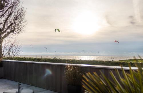 Schellinkhout Apartment | Enjoy Heaven