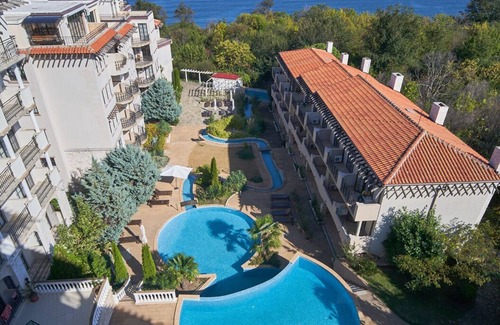 Obzor Apartment | Enjoy luxury of the Cliff * hotel - Spa-100m to the beachn3 swimming pools