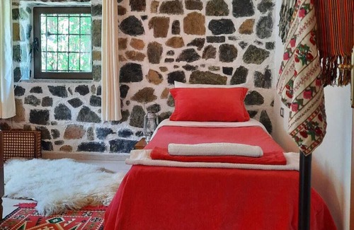 Diber House | Enjoy nature, tradition and authentic culinary at Lura Guesthouse