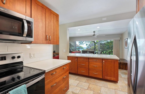 Keauhou Condo | Enjoy Ocean Views and a Private Lanai at Akahi #408, 2-Bed, 2-Bath Condo!