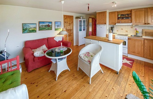 Borgholm House | Enjoy peace and idyll in this holiday home in the countryside.