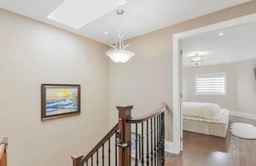 Vaughan Apartment | Enjoy quiet and private oasis!