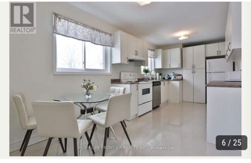 Newmarket House | Enjoy restful nights in our 3 bedroom Newmarket home. nn