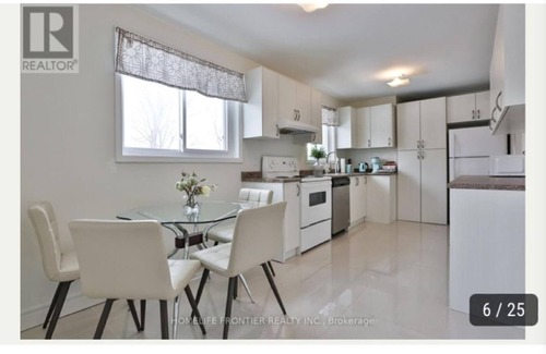 Newmarket House | Enjoy restful nights in our 3 bedroom Newmarket home. nn