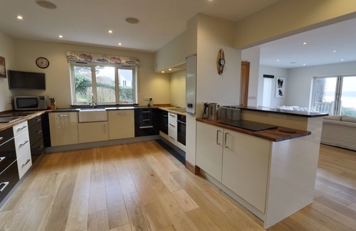 Mortehoe House | Enjoy Stunning Sea Views From A Detached Contemporary Coastal Holiday Home