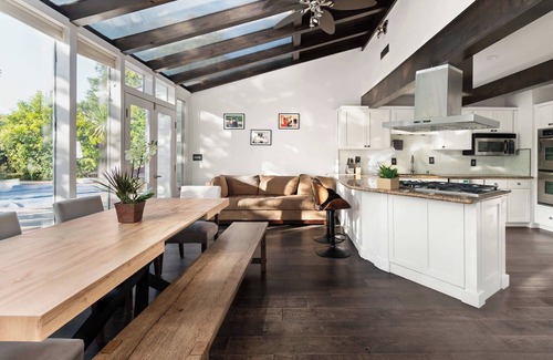 Saratoga House | Enjoy Sunny Poolside Living, California Style