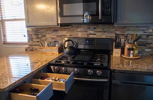 Sparks House | Enjoy the best Reno/Sparks has to offer! Just minutes away!