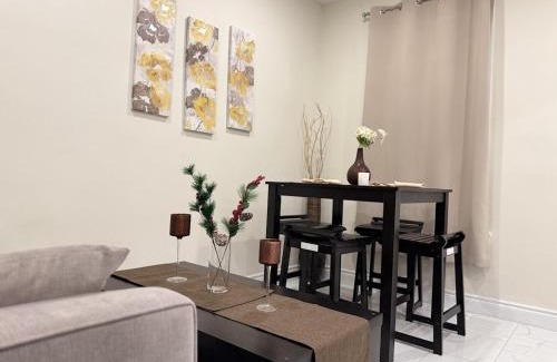 Walkerville House | Enjoy the Hot Tub while staying close to Caesars, Riverfront, Downtown & Dining!