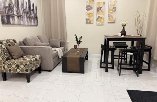 Walkerville House | Enjoy the Hot Tub while staying close to Caesars, Riverfront, Downtown & Dining!