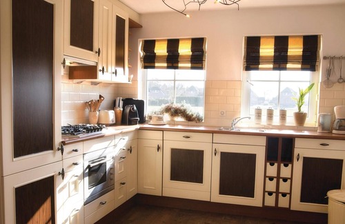 Tiendeveen House | Enjoy with your family and friends in this comfortable and cozy furnished vacation home in the provi