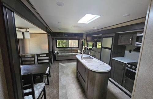 Clark Fork House | Enjoyable RV with AC, heat, water, in charming Clark Fork. Pet friendly.